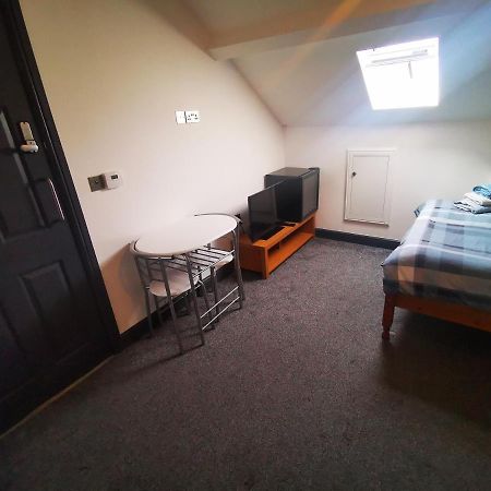 Mapperley House - Under New Management Promotional Rates Available Hotel นอตติงแฮม ภายนอก รูปภาพ
