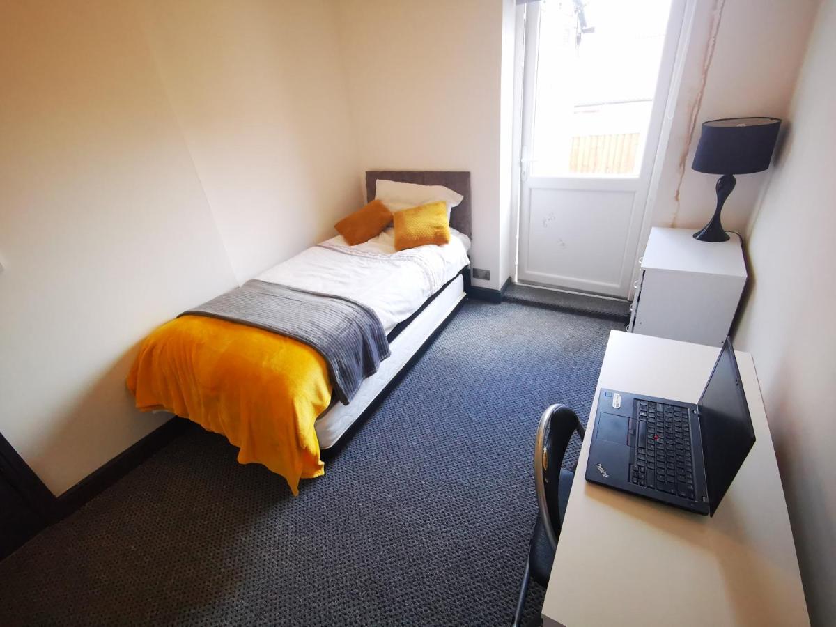 Mapperley House - Under New Management Promotional Rates Available Hotel นอตติงแฮม ภายนอก รูปภาพ